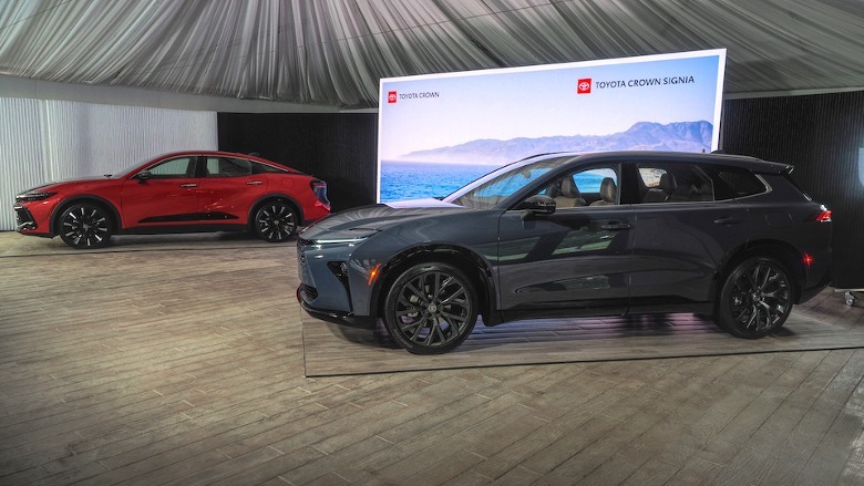 Crown Sedan and Crown Signia