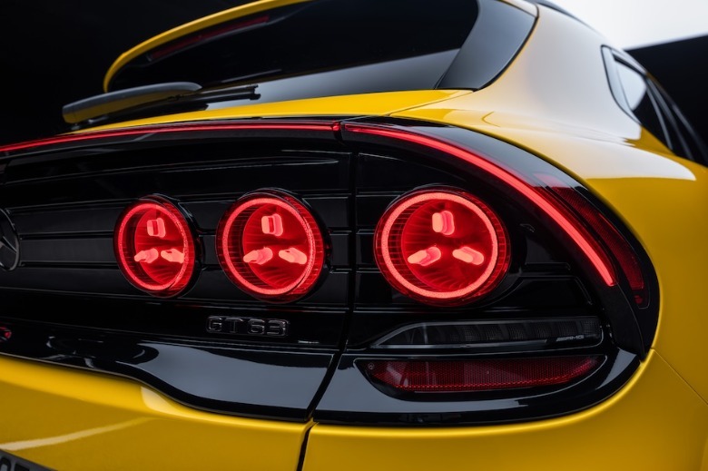 Rear light clusters