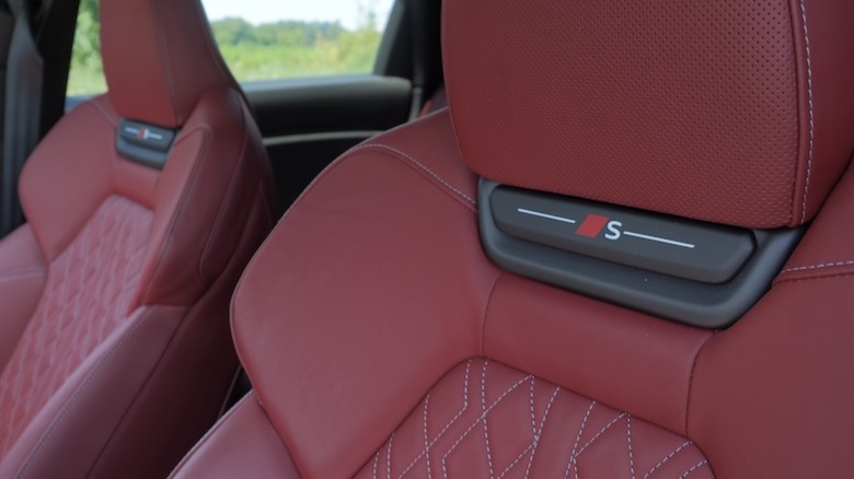 S sport seats