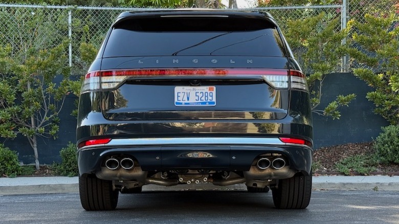 2026 Lincoln Aviator Black Label rear