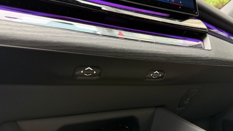 2026 BMW i5 xDrive40 vent controls