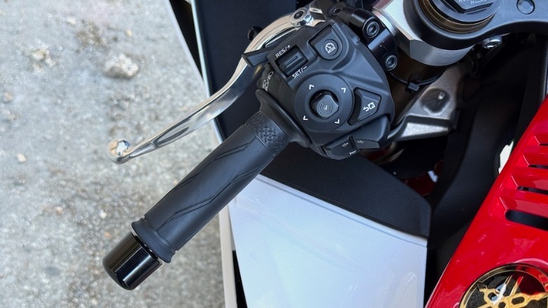 2026 Yamaha R9 70th Anniversary Edition rider handlebar controls