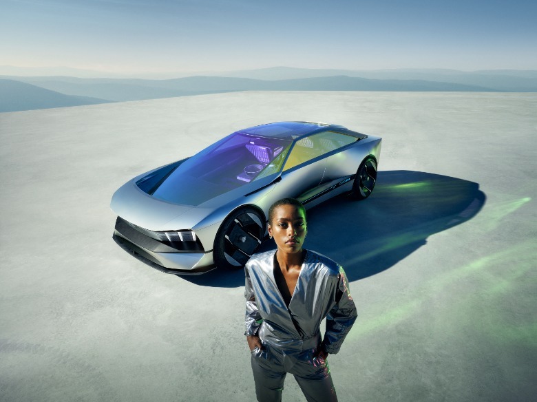 Peugeot Inception Concept with person