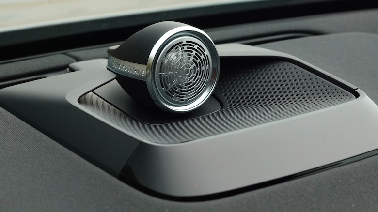 Bowers & Wilkins speaker