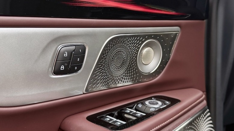 2026 Lincoln Nautilus Black Label Revel speakers