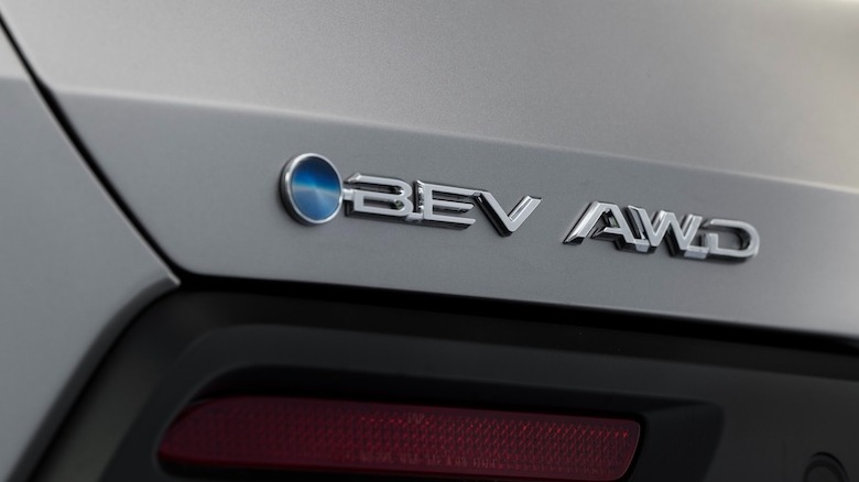 BEV AWD badging