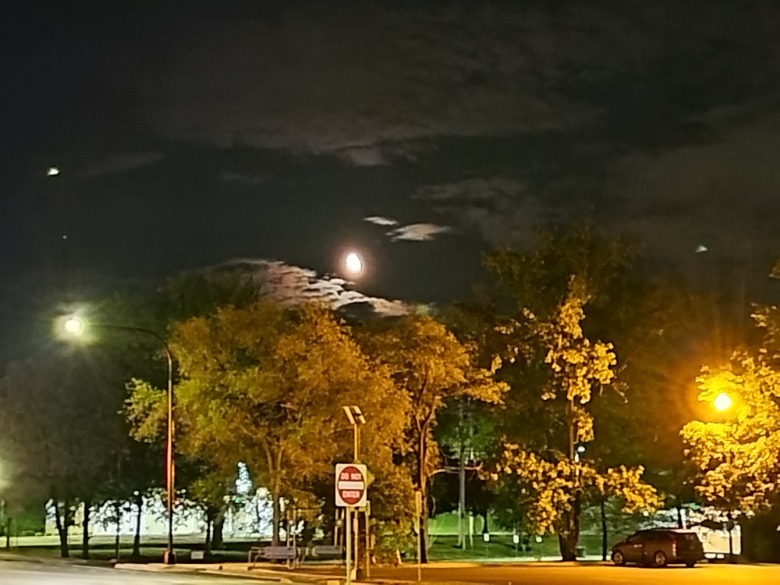 Nord N30 Câmera Noturna Zoom 3X