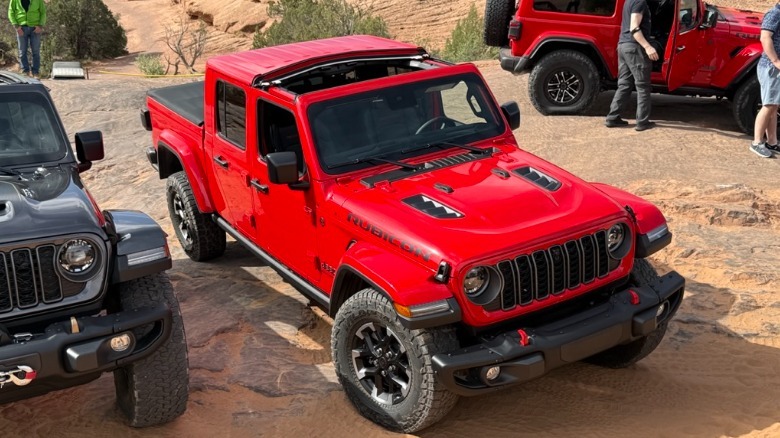 Gladiator parked with roof open