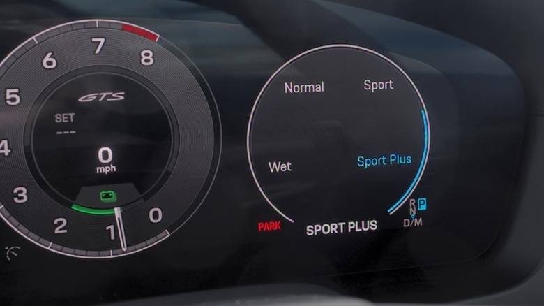 Drive mode cluster display