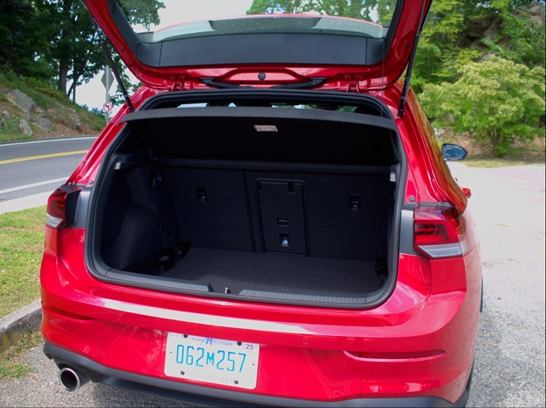 2024 Volkswagen Golf GTI 2.0T Autobahn