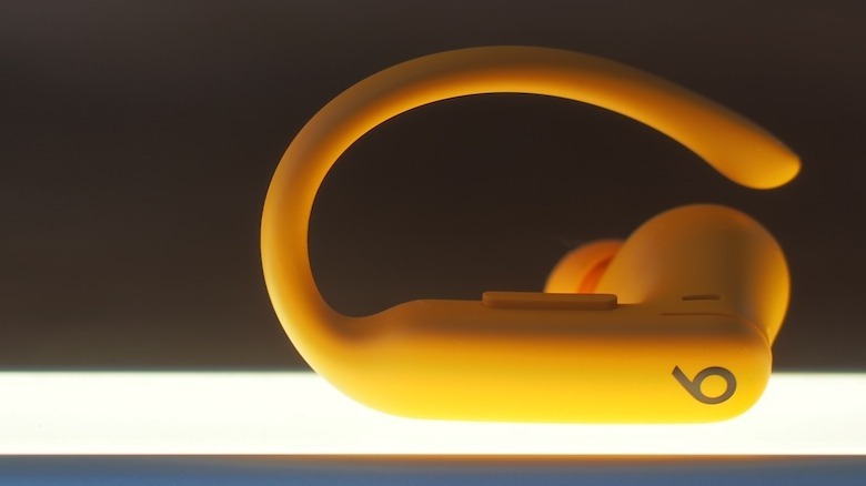 Beats Powerbeats Pro 2 earbud