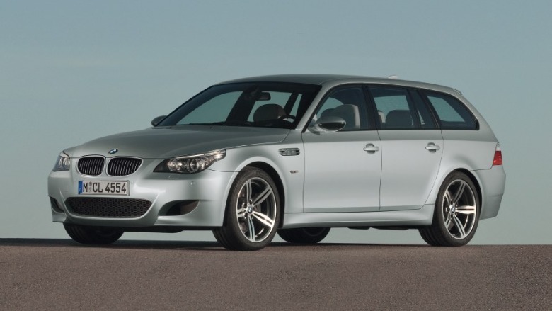 BMW E61 M5 Touring side view