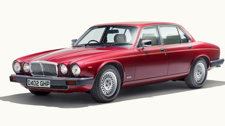 Front three quarter view of a Jaguar XJ Series III.