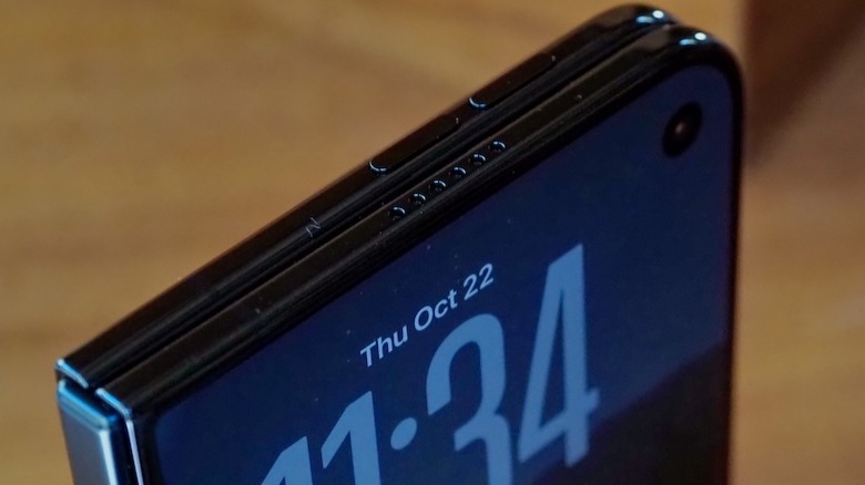 Volume buttons on top edge of iPhone Duo