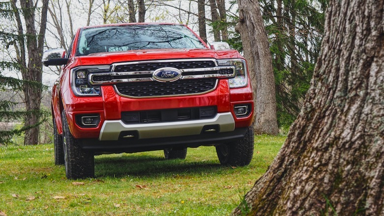 2024 Ford Ranger parked front end