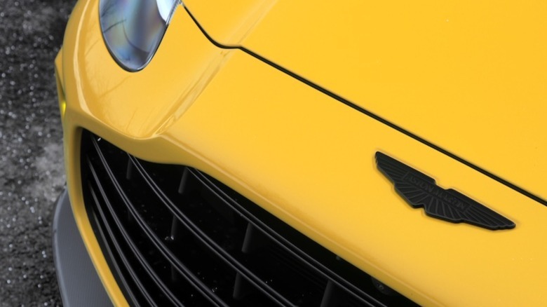 DBX nose detail with Aston Martin logo