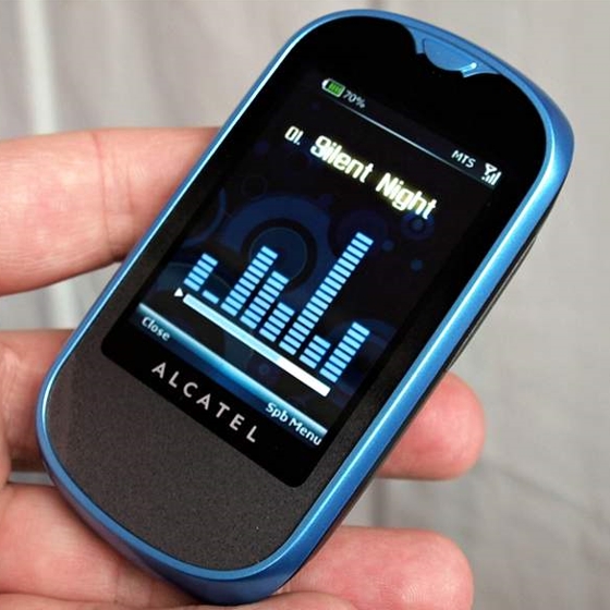 Alcatel OT-707 and OT-800 budget smartphones spotted
