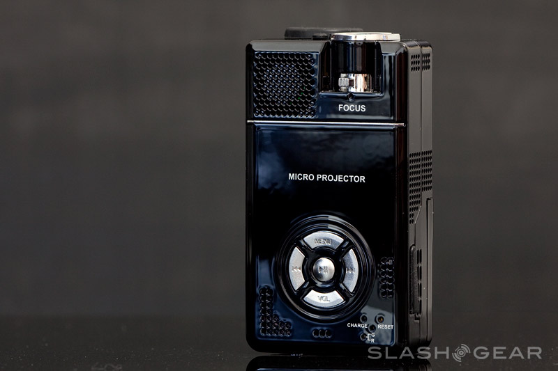 AAXA P1 LCoS-based pico projector review