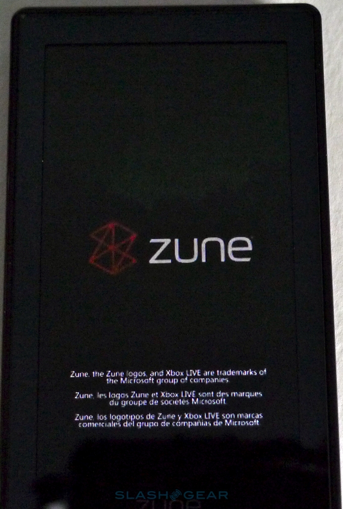 Zune HD hands-on and unboxing video