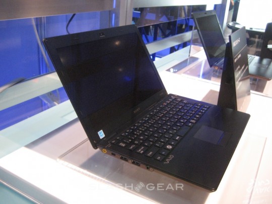 Sony VAIO X gets official: live photos & specs