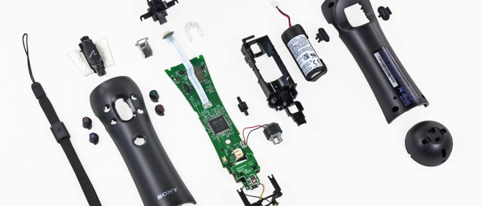 PlayStation Move teardown reveals hack-friendly controller