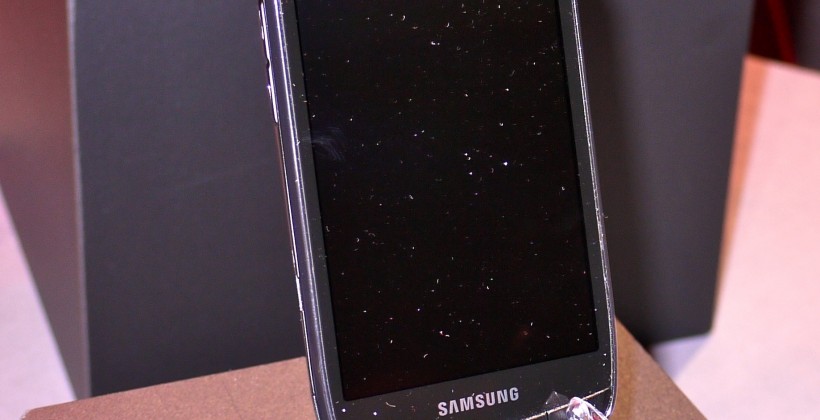 Samsung 4G LTE Smartphone Hands-On