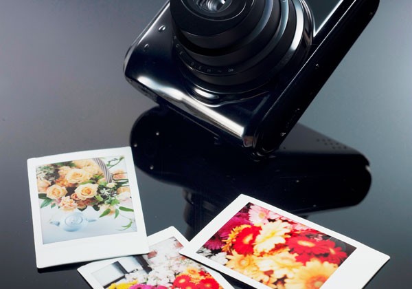 small camera instant photo