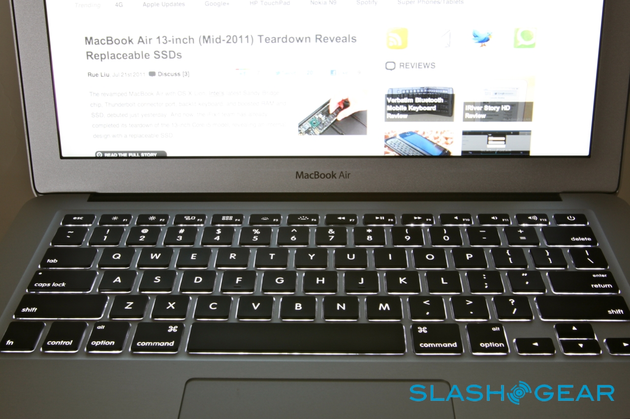 MacBook Air 13-inch core i5 Review (mid-2011) - SlashGear