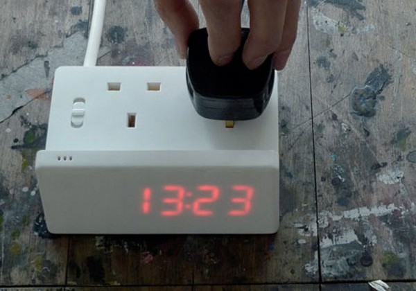 Alternative Alarm clock can wake you with whatever you plug into it
