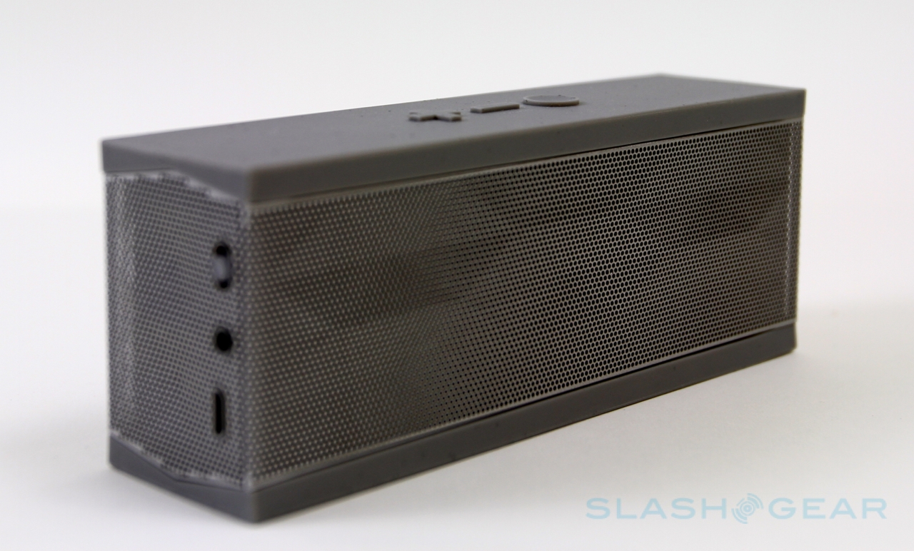 Jawbone JAMBOX LiveAudio Update HandsOn SlashGear