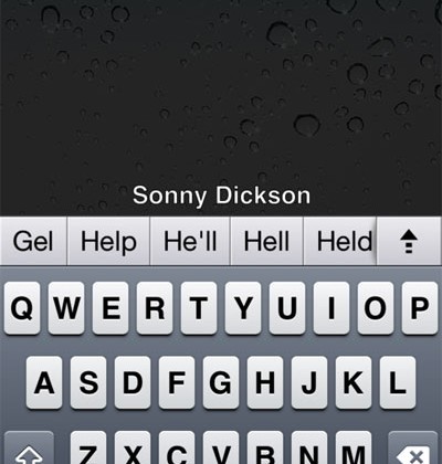 iOS 5 hides Android-style autocorrect bar for keyboard
