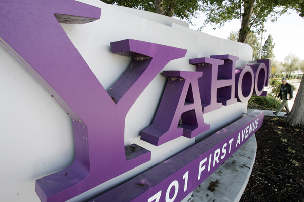 Yahoo reportedly to consider selling Asian assets