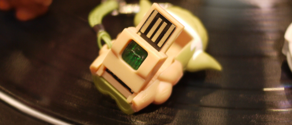 Mimobot Mimomicro USB microSD card reader hands-on