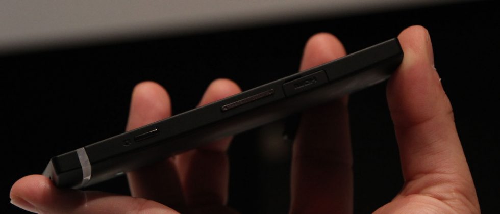 Sony XPERIA S hands-on