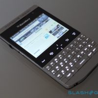 BlackBerry Porsche Design P'9981 Review - SlashGear
