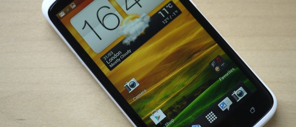 HTC One X arrives in Canada