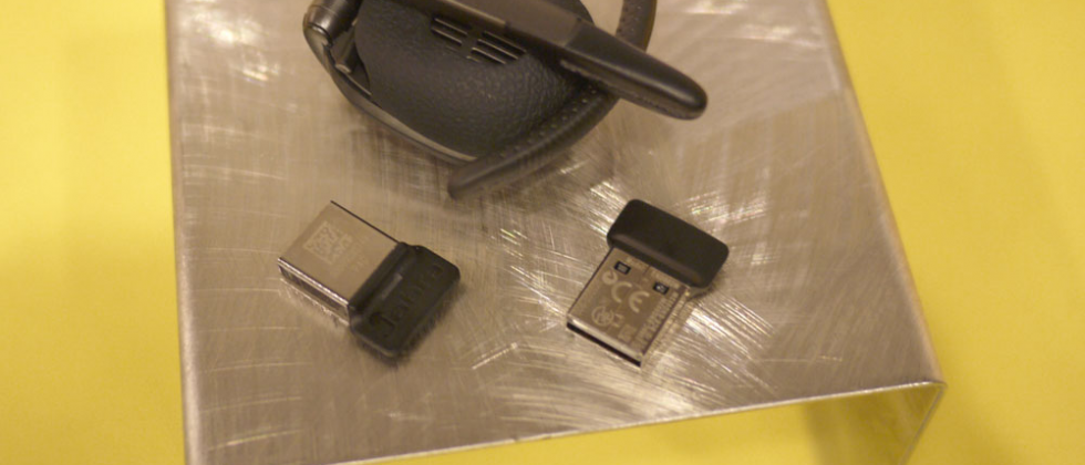 Jabra Supreme UC Bluetooth headset Hands-on