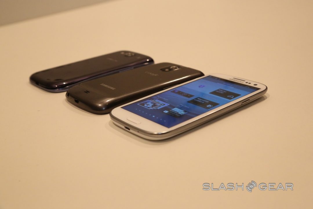 Samsung Galaxy S III Hands on SlashGear