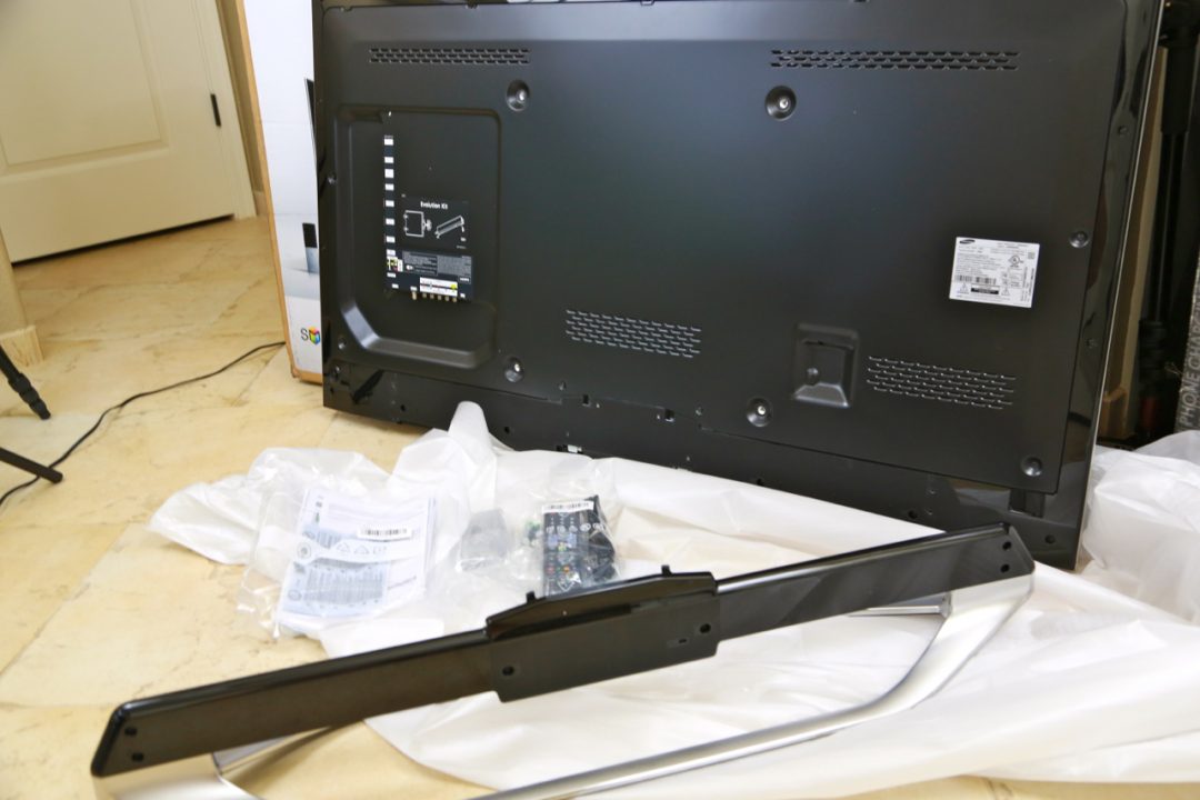 Samsung Smart TV Voice, Gesture and Face Recognition Handson SlashGear