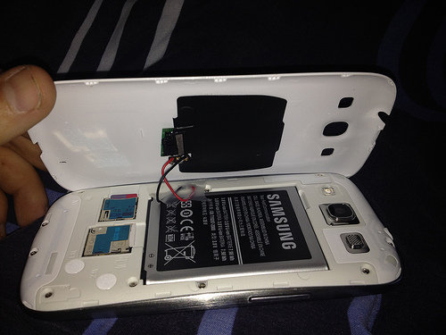Samsung Galaxy S III modded for Touchstone charging