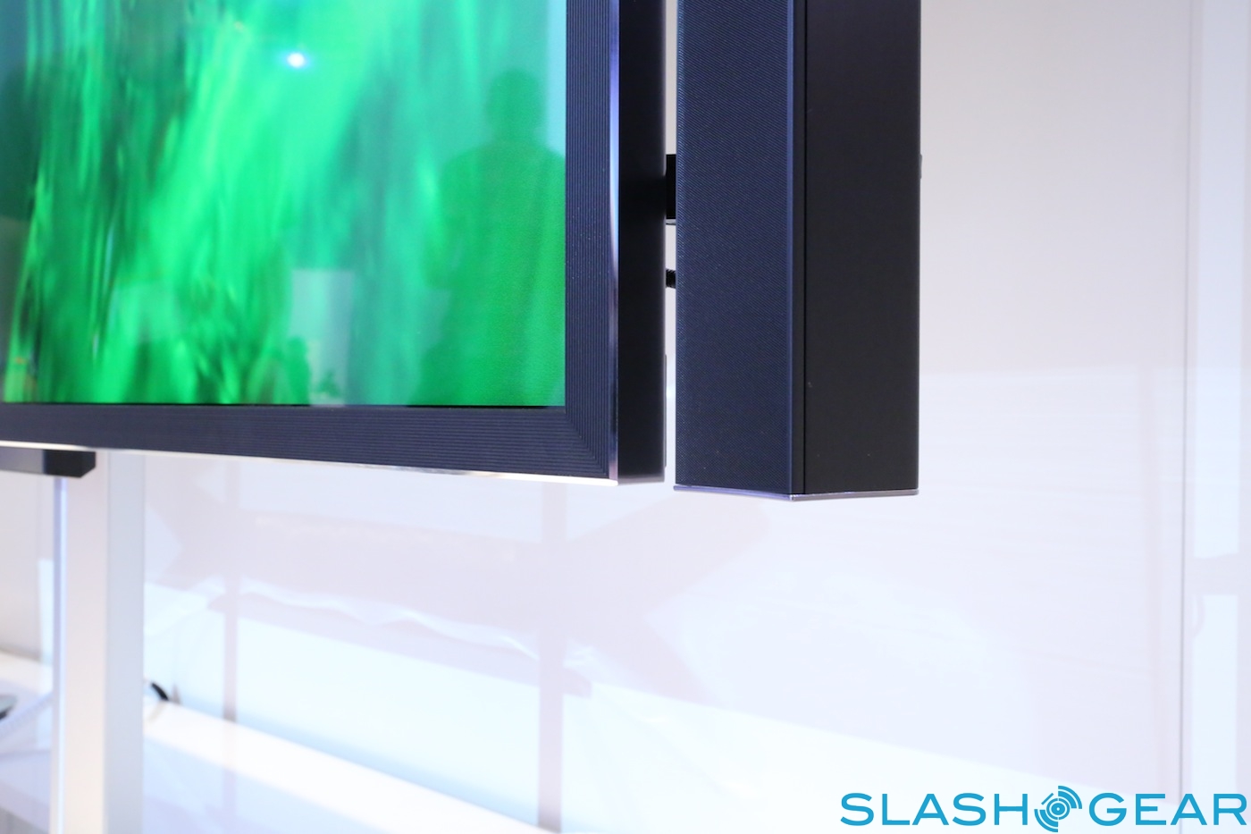 Sony 84-Inch 4K Bravia 84X900 TV Hands-On - SlashGear