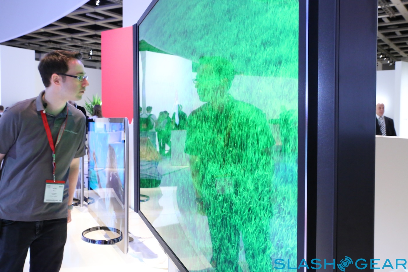 Sony 84-Inch 4K Bravia 84X900 TV Hands-On - SlashGear