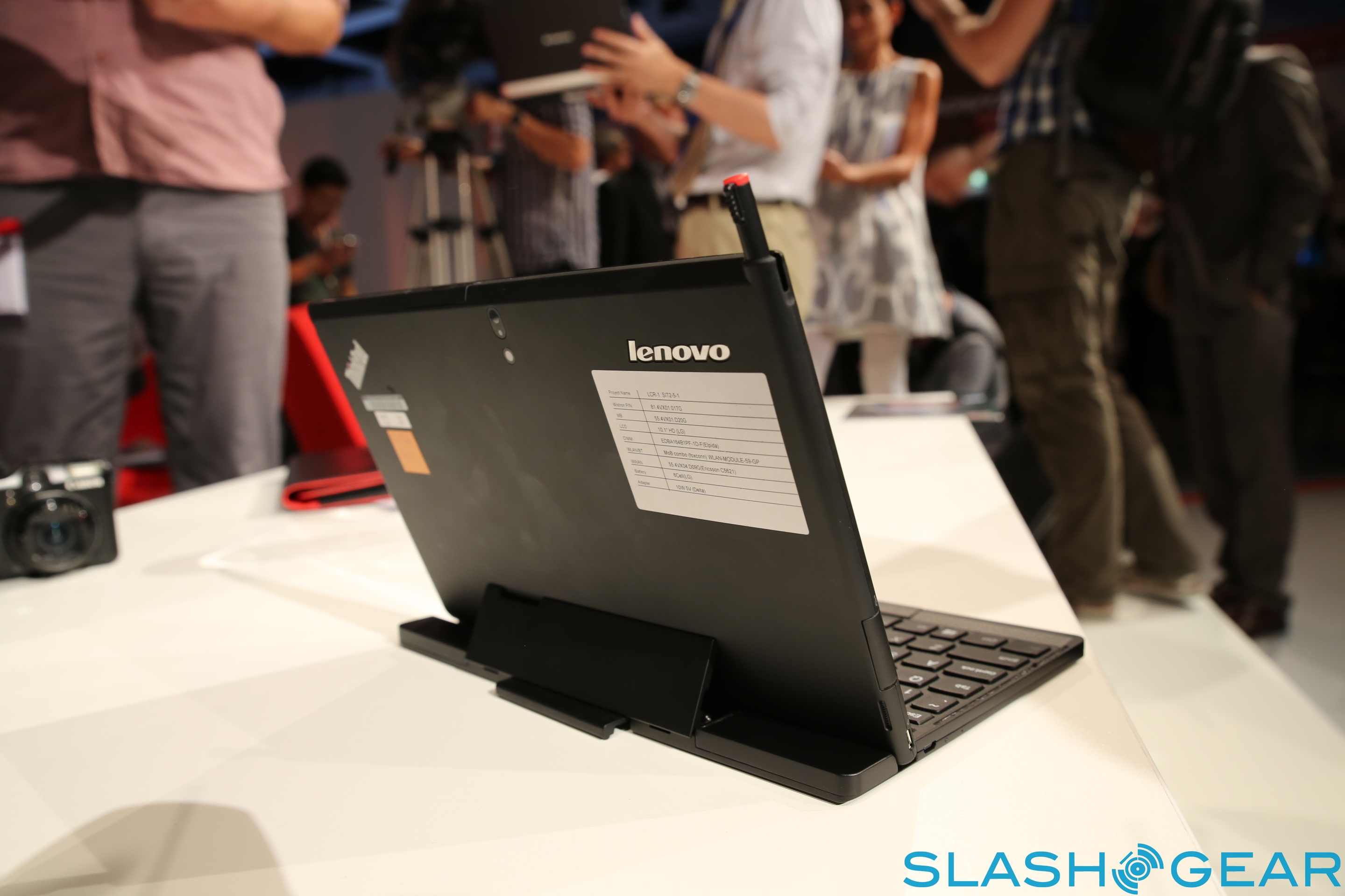 Lenovo ThinkPad Tablet 2 handson SlashGear