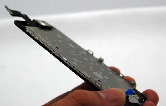 iPhone 5 Sharp screen delay could bottleneck supply