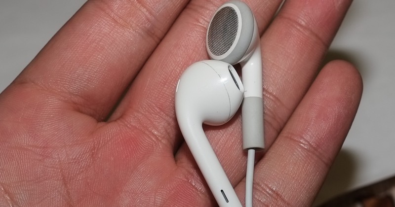 iphone 5 earbuds