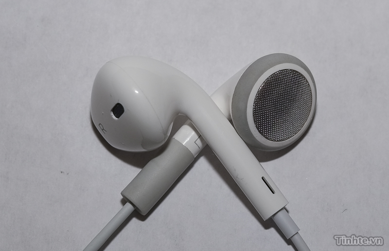 apple iphone earbuds