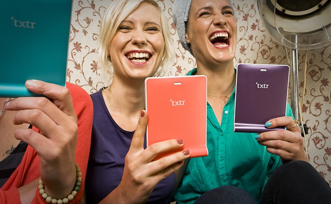 txtr beagle announced as world’s smallest ereader