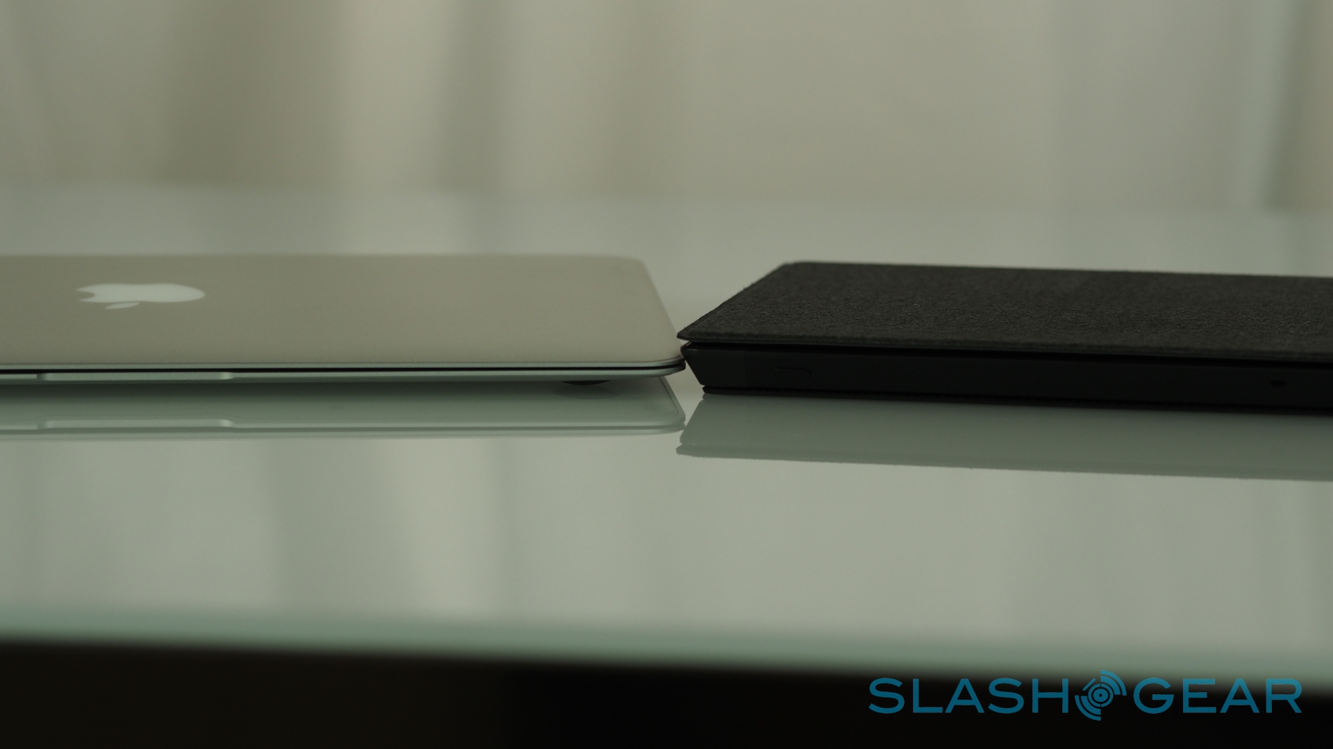 microsoft surface pro vs macbook pro air