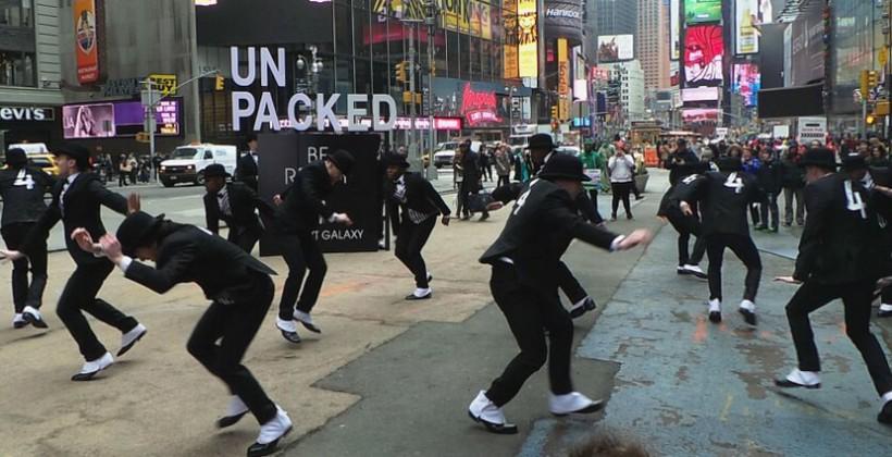 Samsung does more viral marketing in Times Square for Galaxy S IV launch