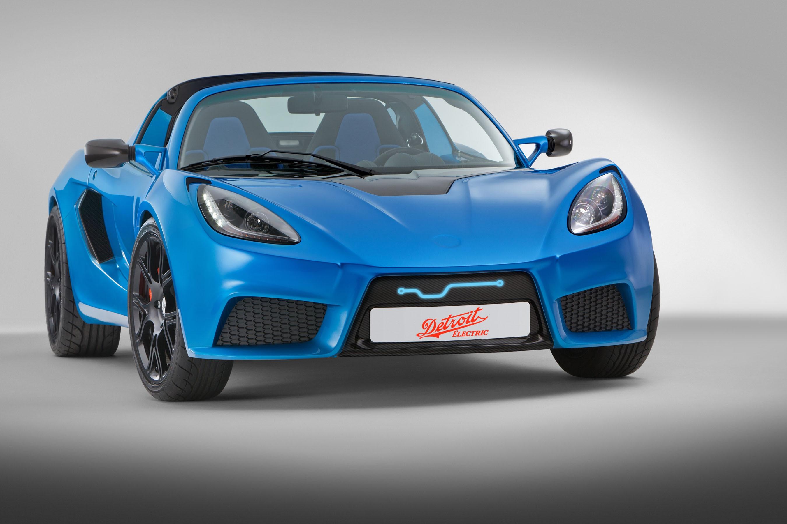 Detroit Electric unveils allelectric SP01 luxury sports car SlashGear